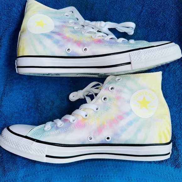 NWOT Converse Chuck Taylor All Star High Top Tie-Dye Sneakers - Picture 3 of 10
